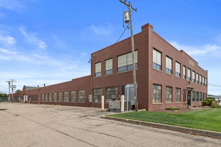 Property Photo:  1718 Layard Ave  WI 53404 