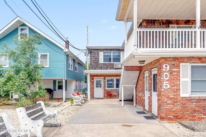 Property Photo: 905 SW Central Avenue NJ 08752