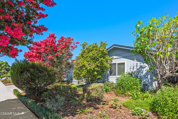 Property Photo: 8987 Denver Street CA 93004
