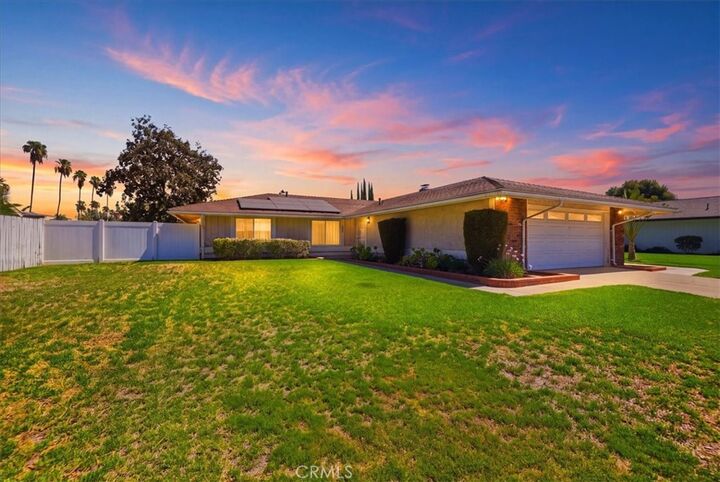 Property Photo: 2877 Sulky Court CA 92504