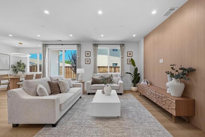 Property Photo: 24 Silver Elm Court CA 95127