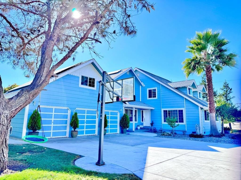 Property Photo: 90 Adrian Dr CA 95023