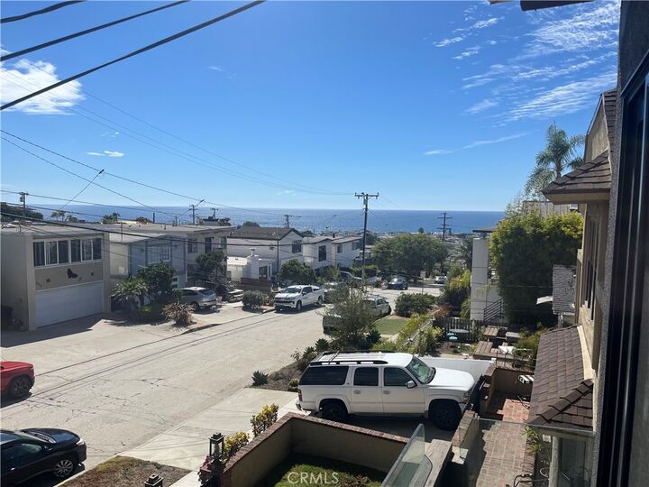 Property Photo:  735 Longfellow Avenue  CA 90254 
