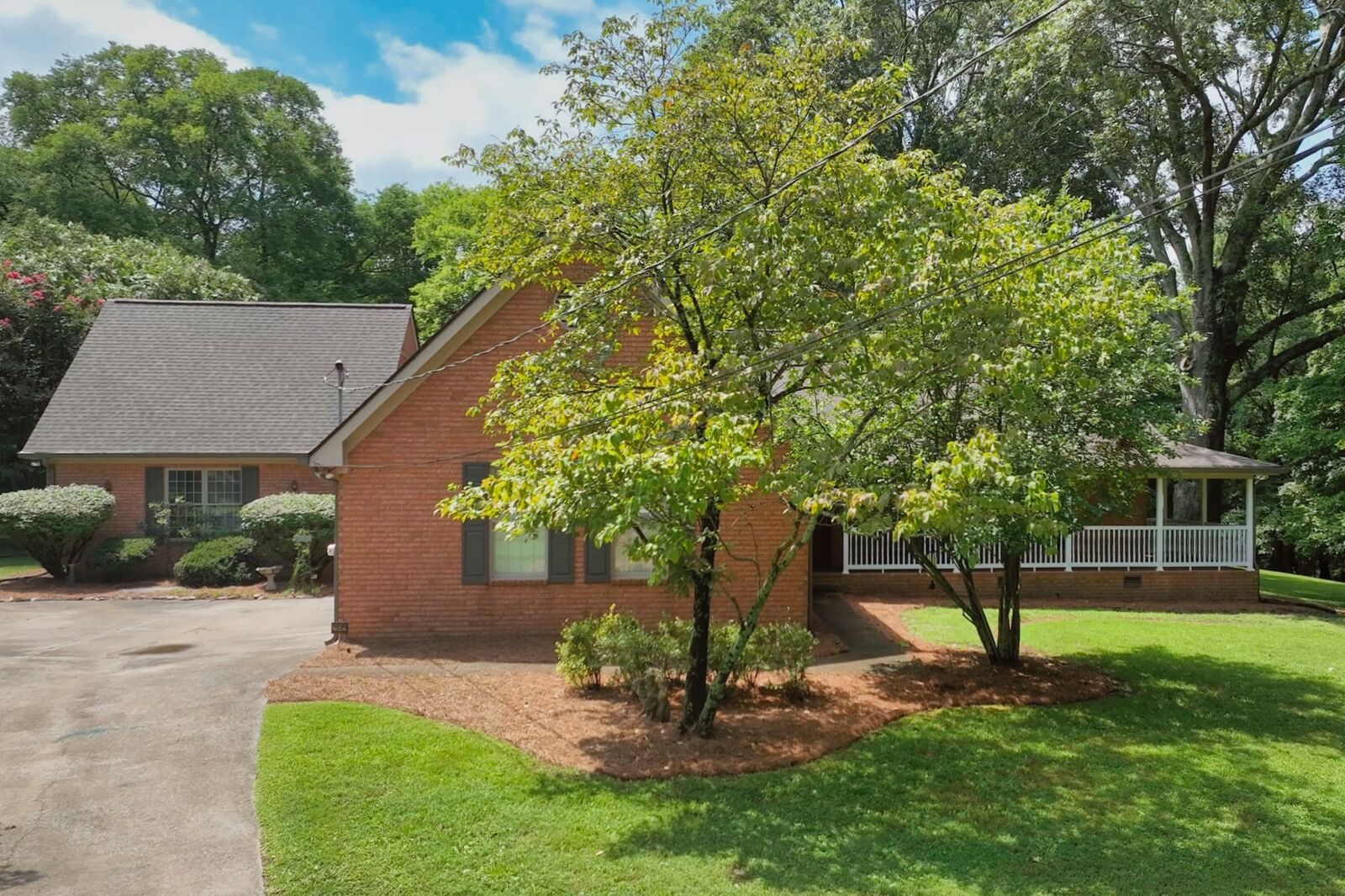 Property Photo:  507 Menees Ln  TN 37115 