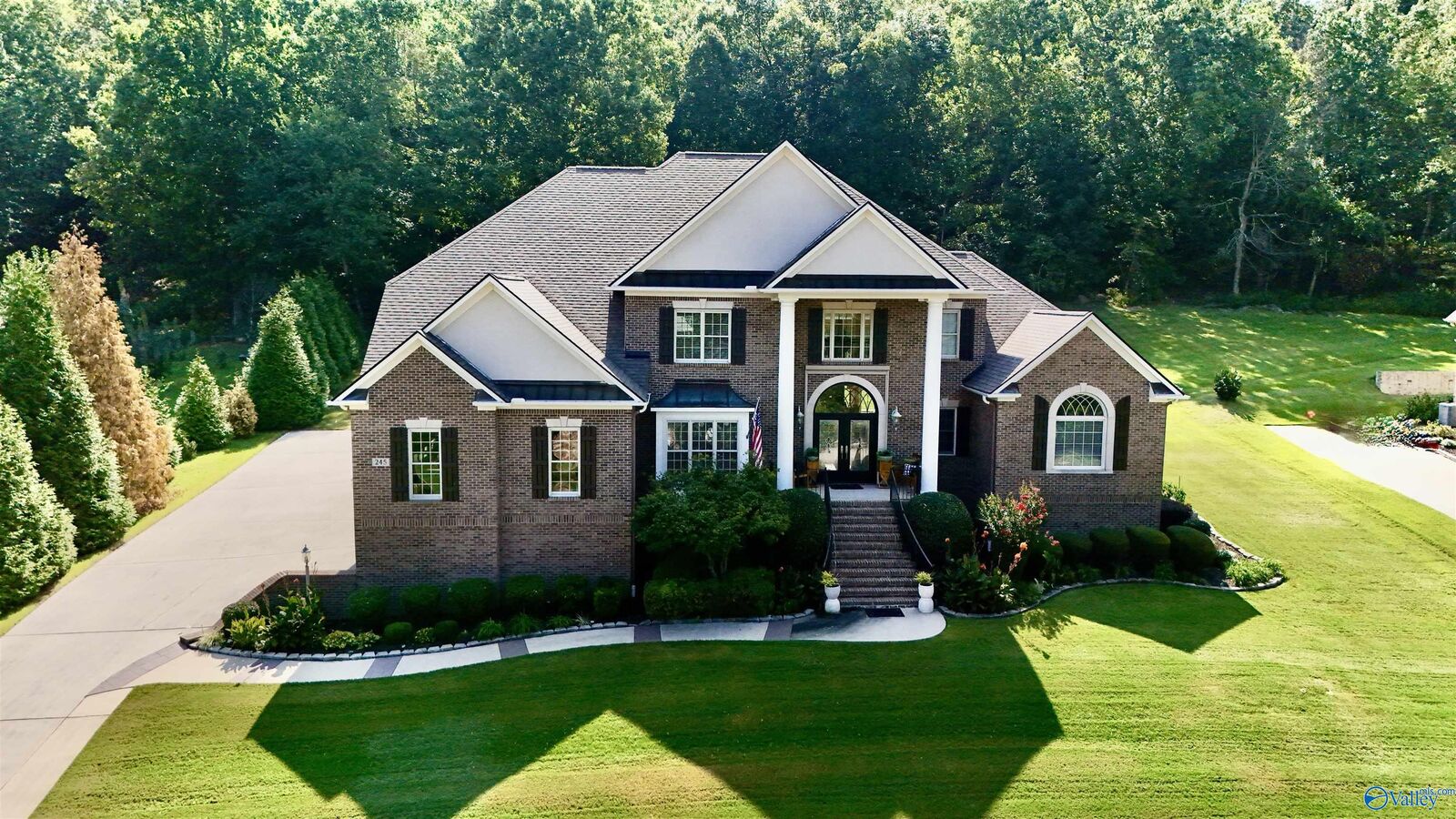 Property Photo:  245 Wedgewood Terrace Road  AL 35757 