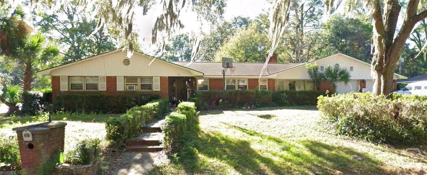 Property Photo:  513 Dyches Drive  GA 31406 