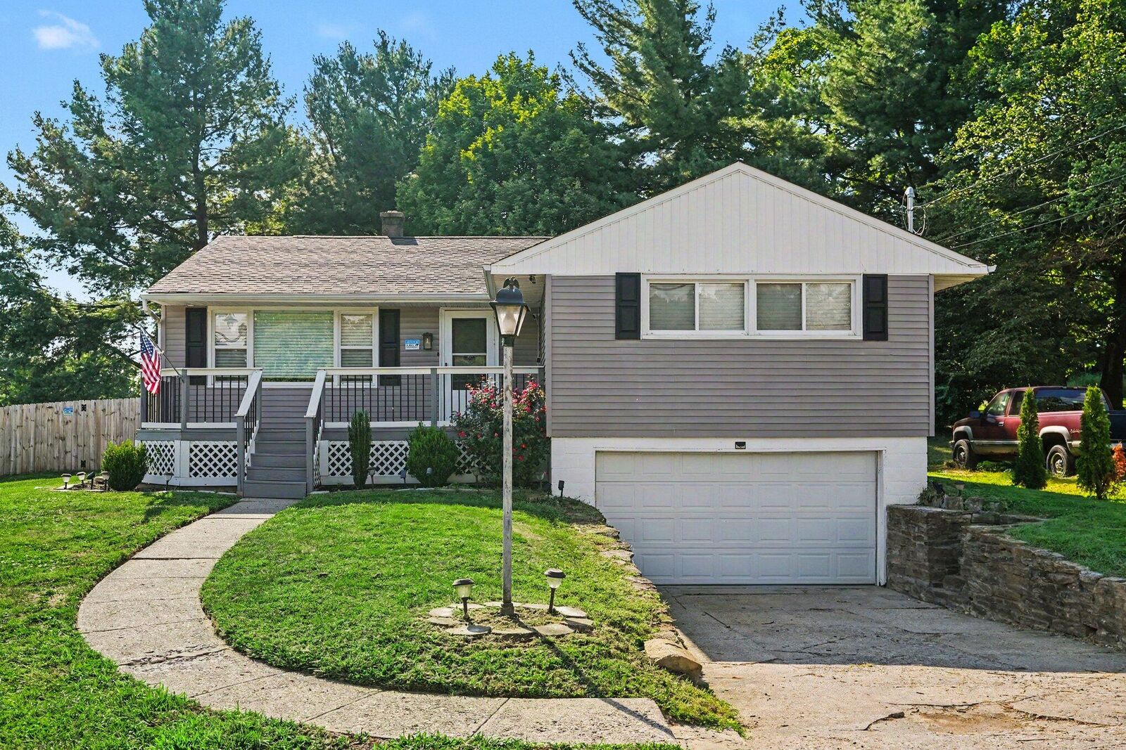 Property Photo: 2975 Ridge Avenue KY 41048