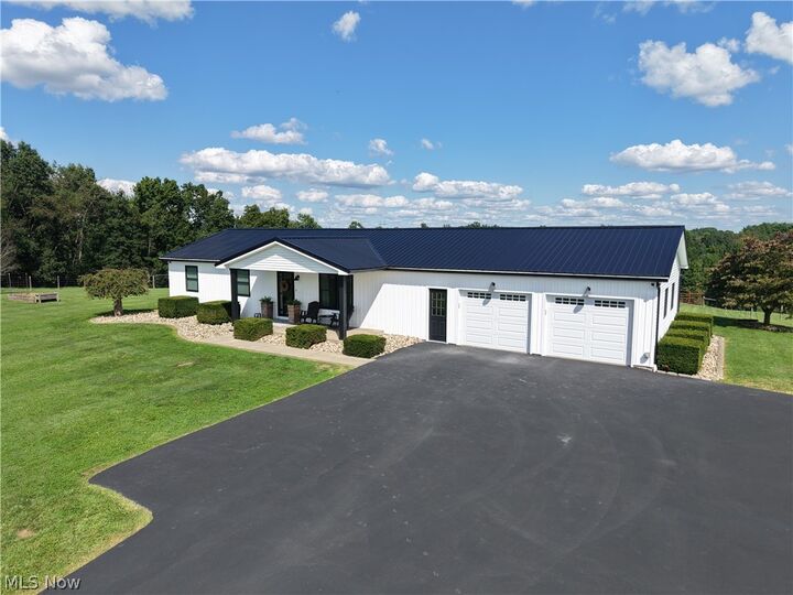 Property Photo: 56965 Stumptown School Road OH 43947
