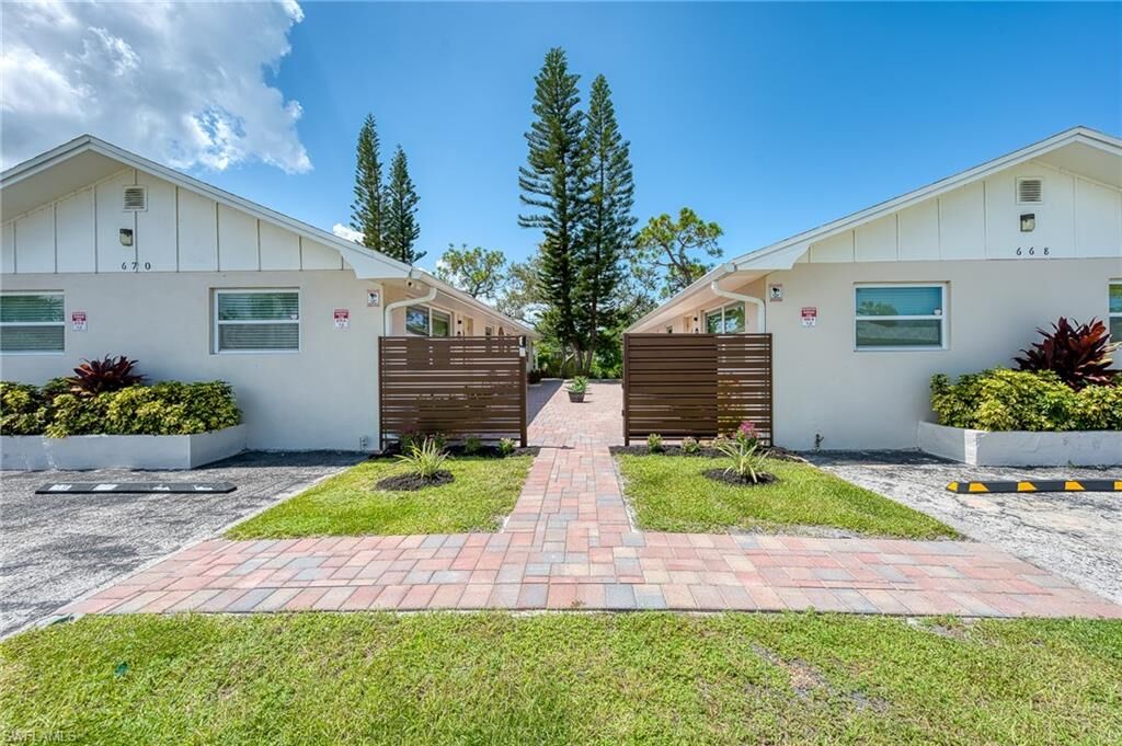 Property Photo:  668 97th Ave N  FL 34108 