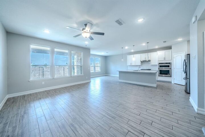Property Photo:  2833 Henson Lane  TX 75040 