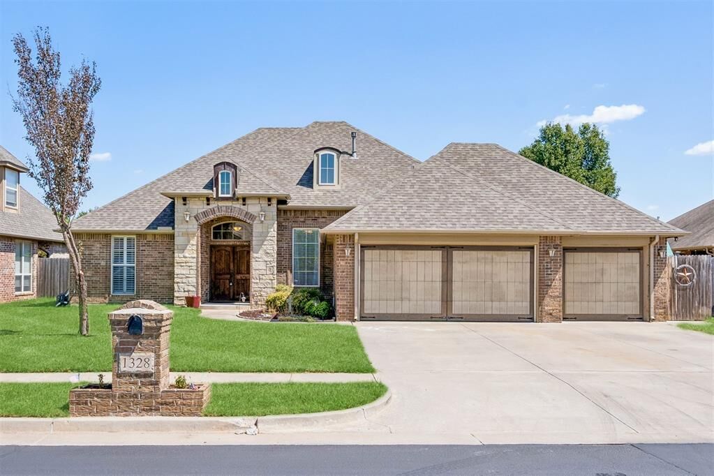 Property Photo:  1328 Brayden Drive  OK 73160 
