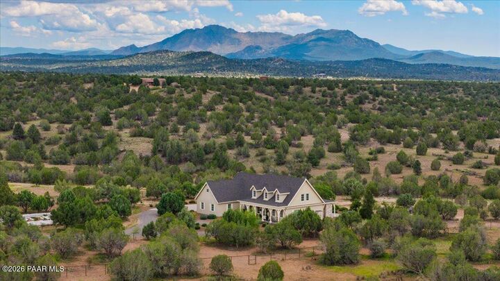 Property Photo:  6701 W Rambling Road  AZ 86305 