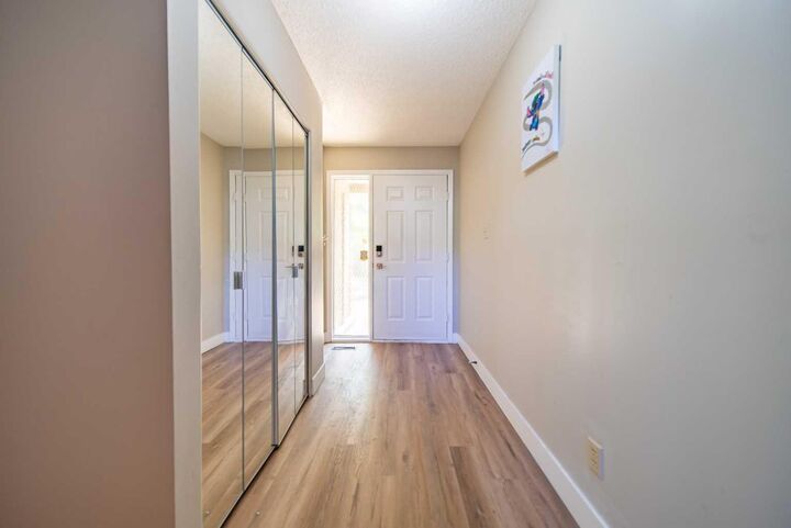 Property Photo:  22 Point McKay Court NW  AB T3B 5B7 