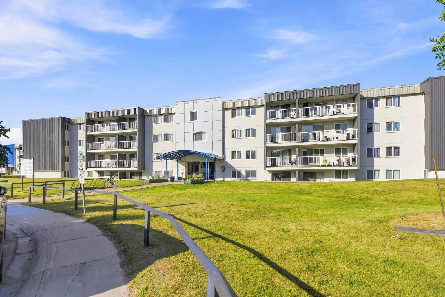 Property Photo:  9 Clearwater Crescent 305  AB T9H 4A1 