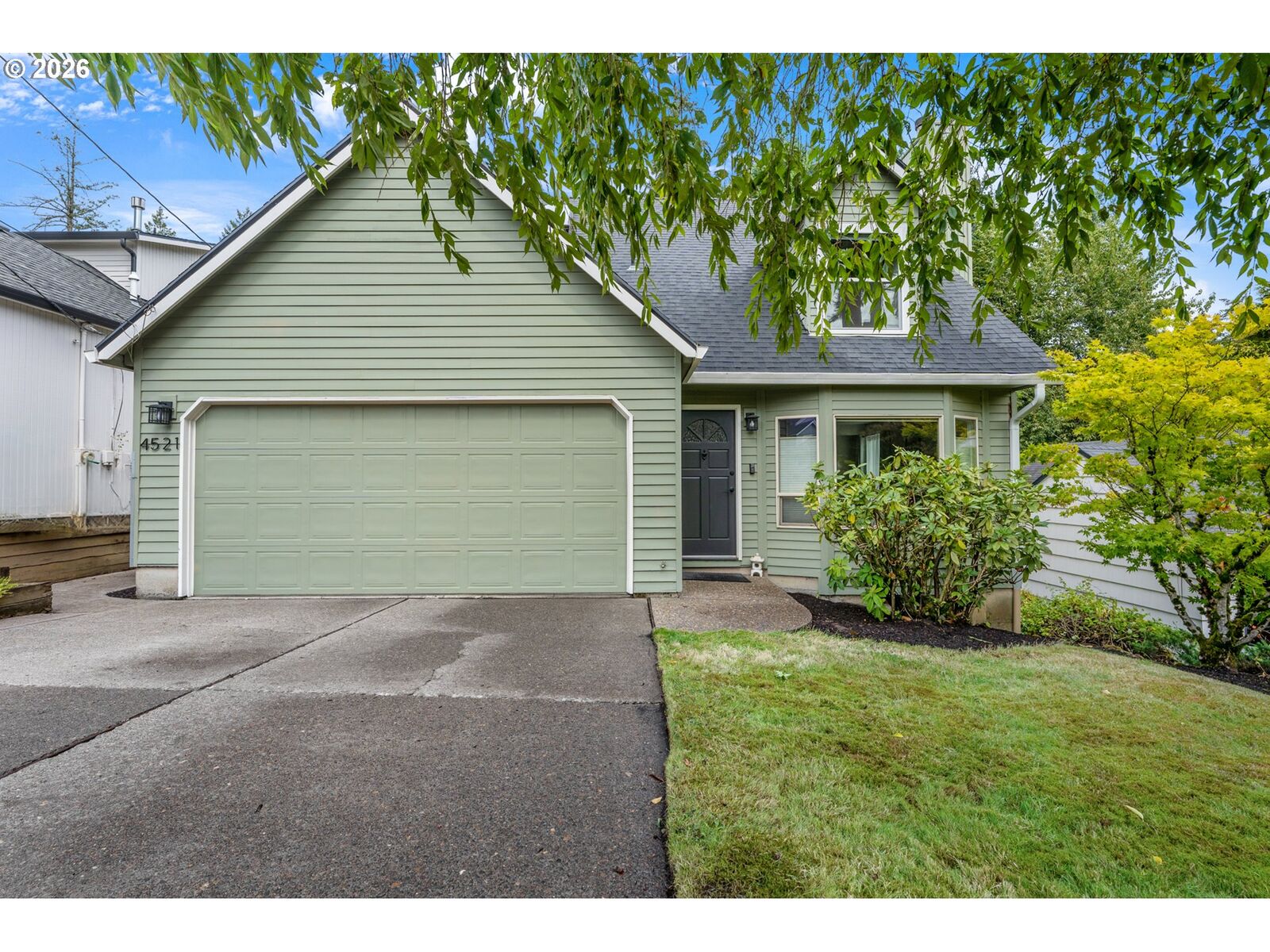 Property Photo:  4521 SW Brugger St  OR 97219 