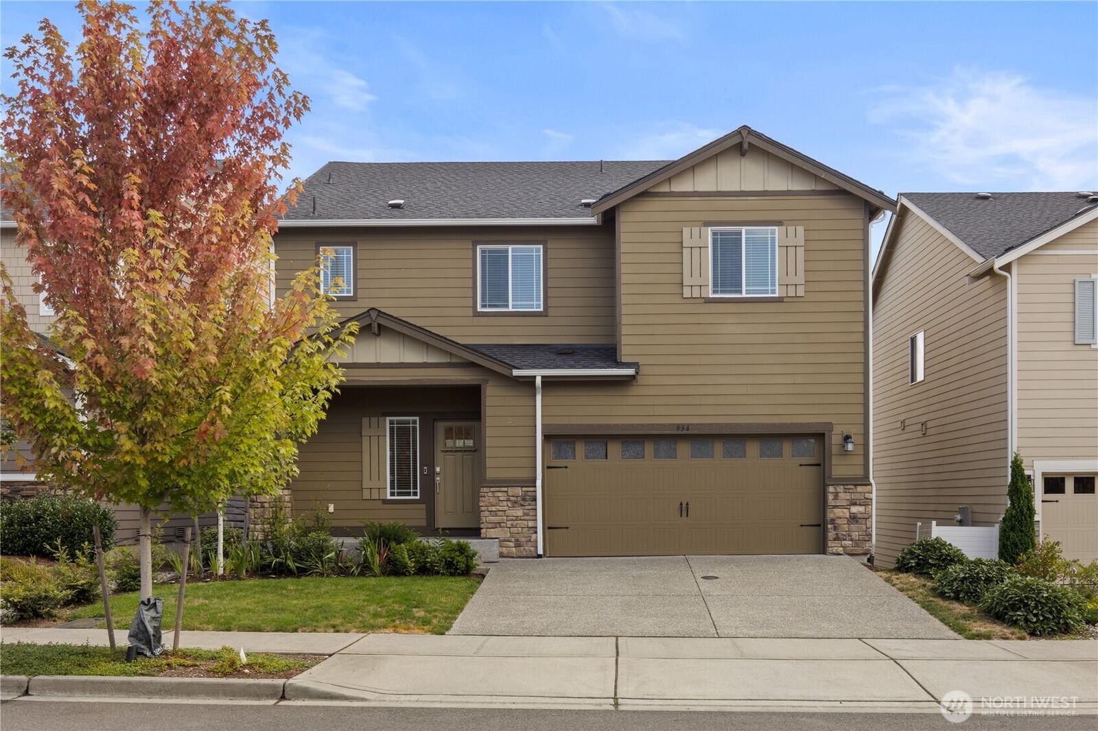 Property Photo:  934  122nd Avenue SE 79  WA 98258 