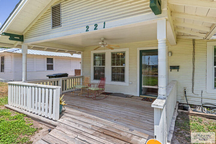 Property Photo:  221 E Polk  TX 78550 