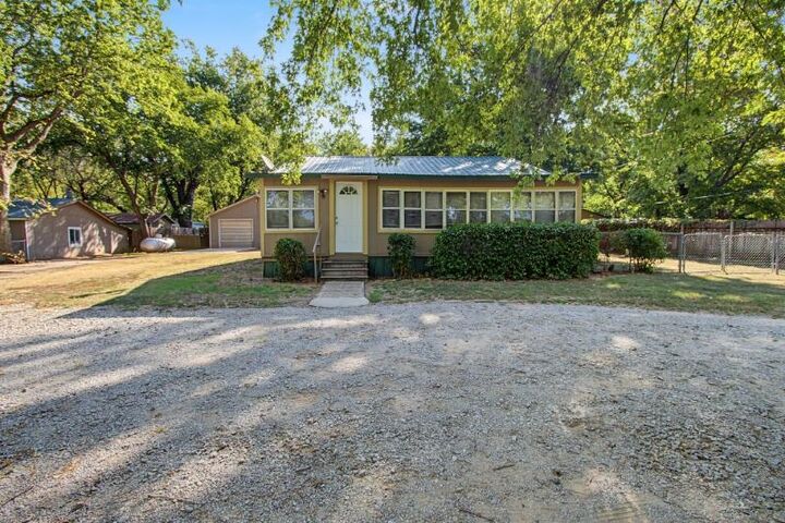 Property Photo: 5808 S Southeast Blvd KS 67037