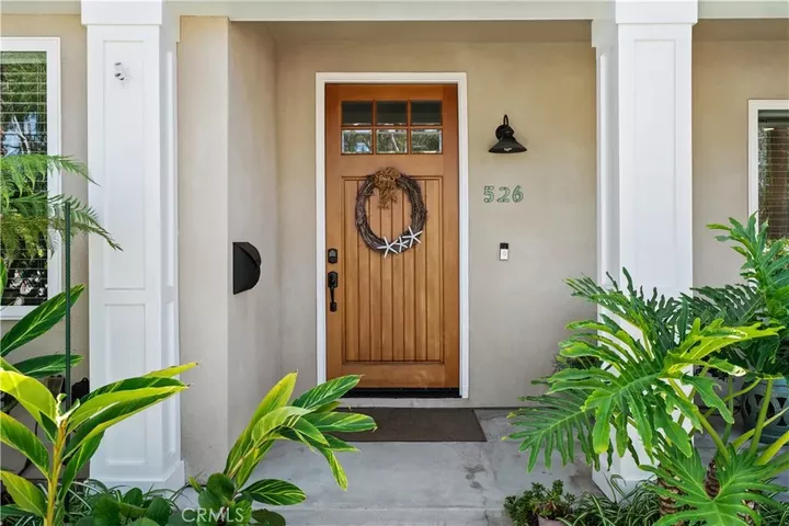 Property Photo: 526 E Maple CA 90245