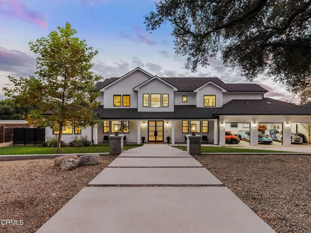 Property Photo: 1220 Journeys End Drive CA 91011