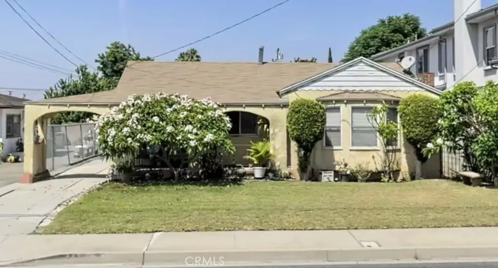 Property Photo:  1017-- 1019 S. Atlantic Blvd  CA 91803 