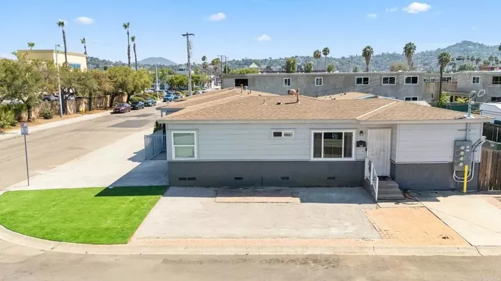 Property Photo:  315 W Cypress Avenue  CA 92020 