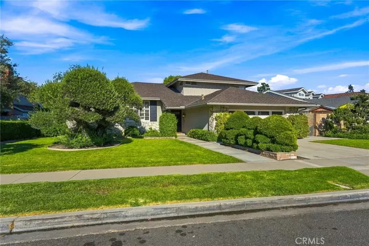 Property Photo: 2762 Tern Circle CA 92626