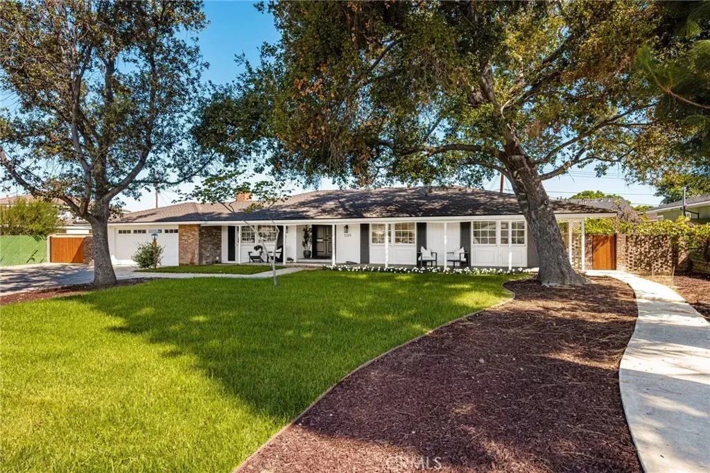 Property Photo:  1209 E Walnut  CA 92867 