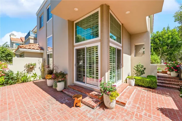 Property Photo: 19401 Merion Circle CA 92648