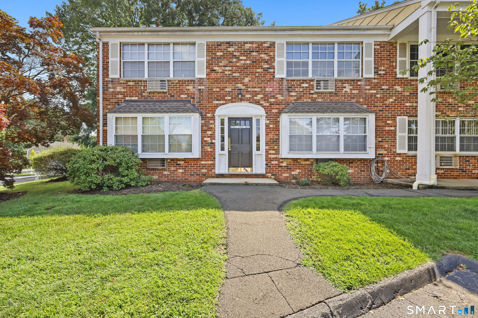 Property Photo:  287 Hamilton Avenue 4D  CT 06902 