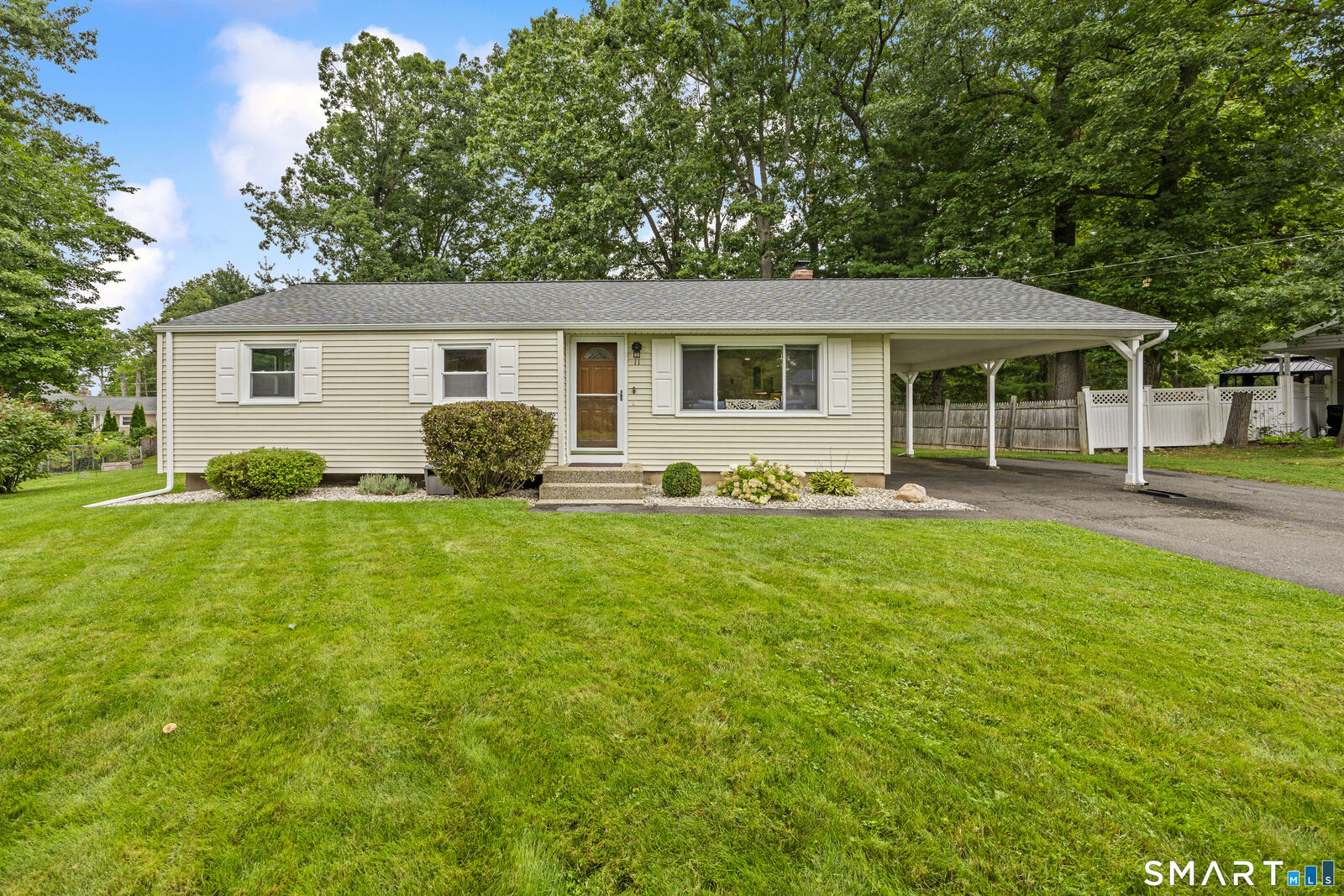 Property Photo:  11 Schenone Court  CT 06062 