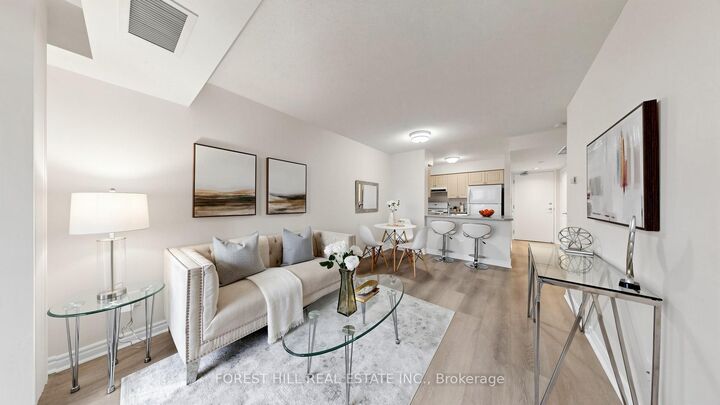 Property Photo:  153 Beecroft Road 703  ON M2N 7C5 