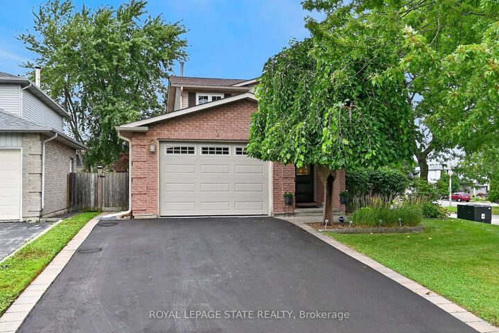 Property Photo:  2 Novoco Drive  ON L9C 7E7 