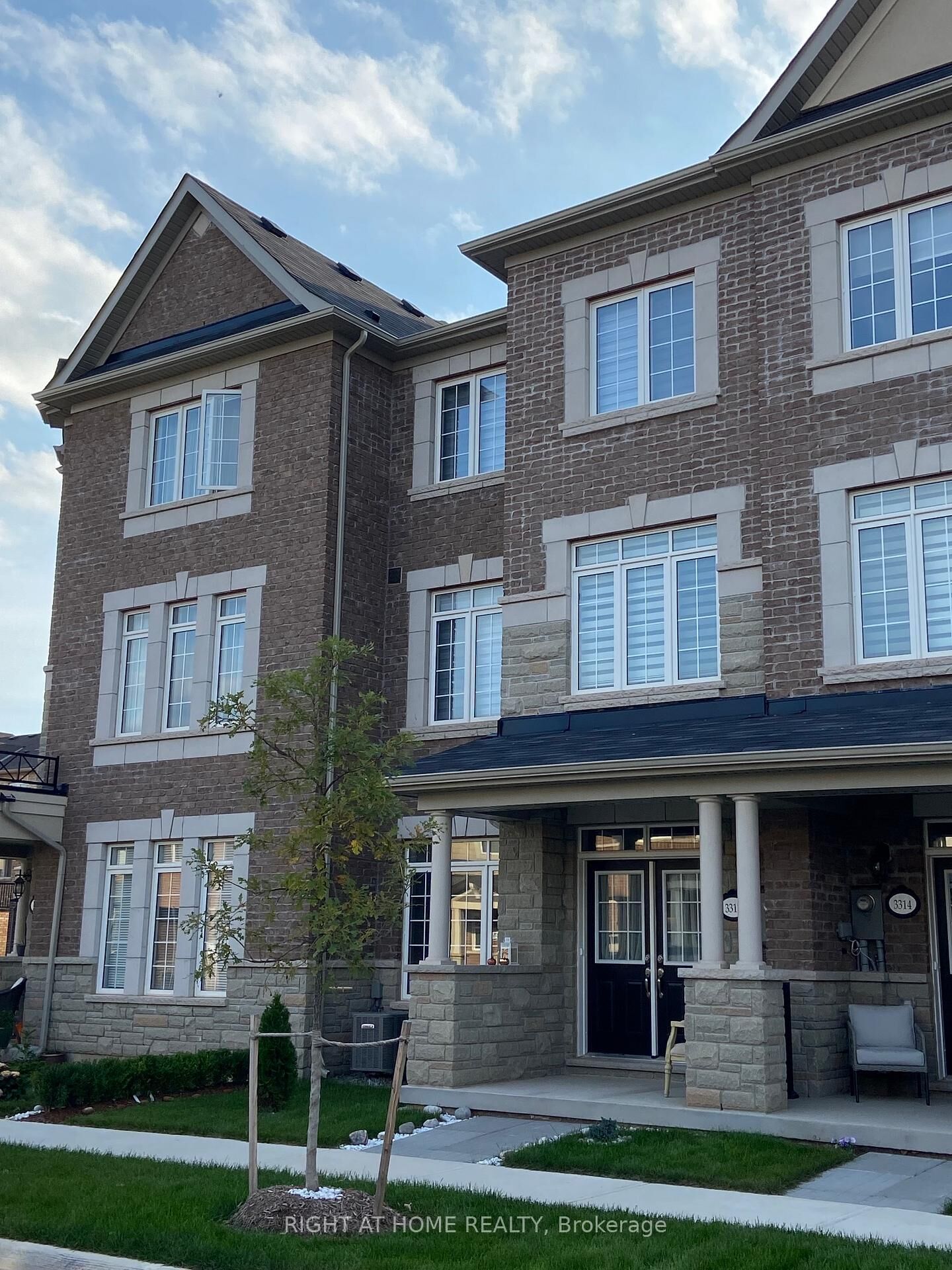 Property Photo:  3312 Erasmum Street  ON L6M 4J9 