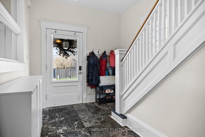 Property Photo:  20 Victoria Street  ON N5R 2E5 