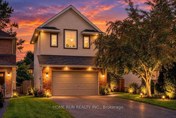Property Photo:  14 Spur Avenue  ON K2M 2B5 