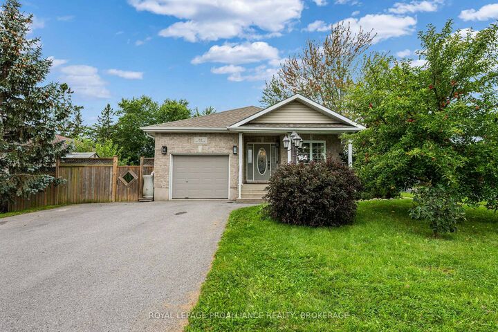 Property Photo:  164 Amy Lynn Drive  ON K7N 2A2 