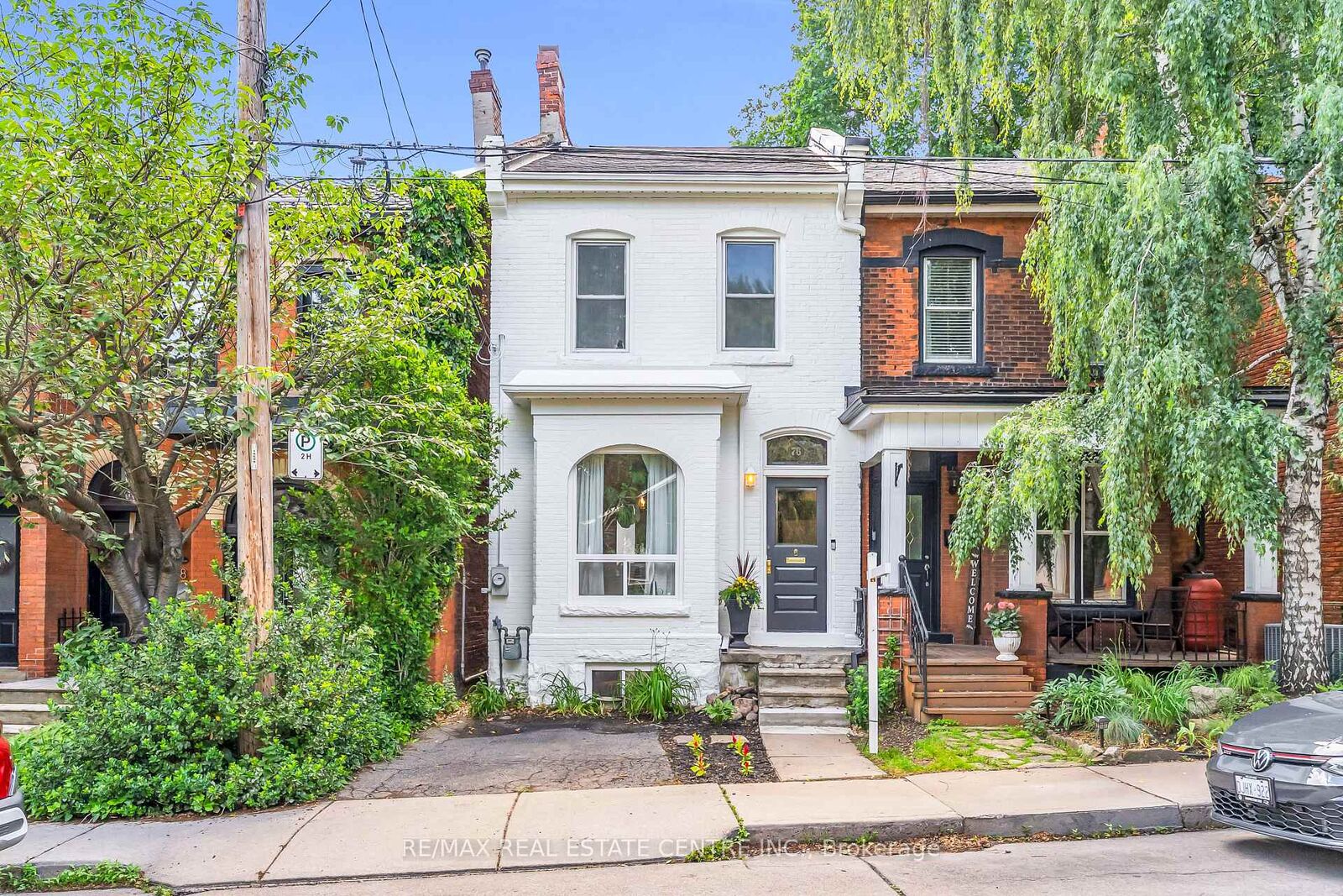 Property Photo:  76 Pearl Street N  ON L8R 2Y9 
