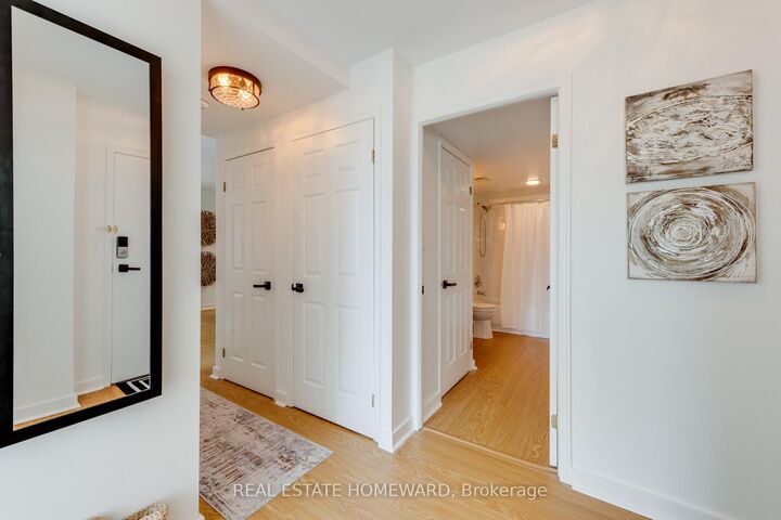 Property Photo:  716 Kingston Road 304  ON M4E 1R7 