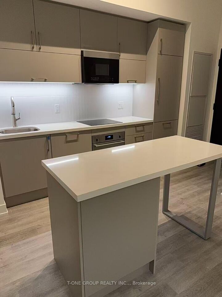 Property Photo:  38 Andre De Grasse Street Ph03  ON L6G 0H8 