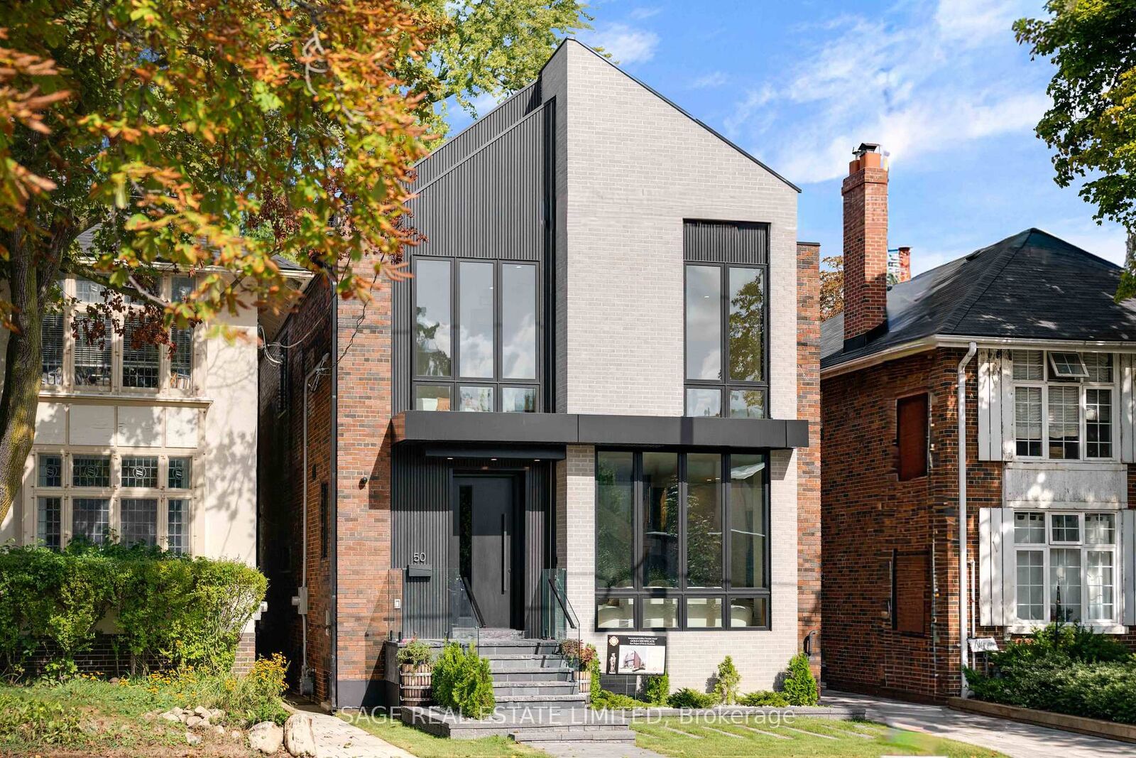 Property Photo:  50 Glen Echo Road  ON M4N 2E3 