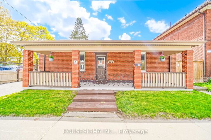 Property Photo:  136 Celina Street  ON L1H 4N5 