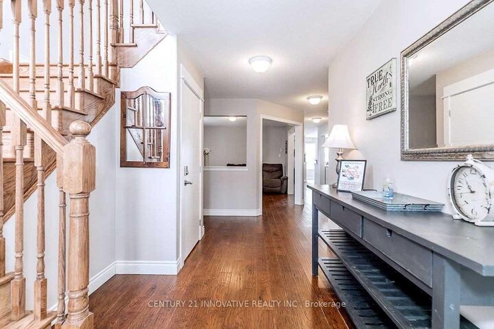 Property Photo:  3095 Emperor Drive NE  ON L3V 6H2 