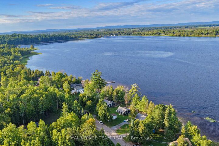 Property Photo:  754 Forest Park Road  ON K8A 6W2 