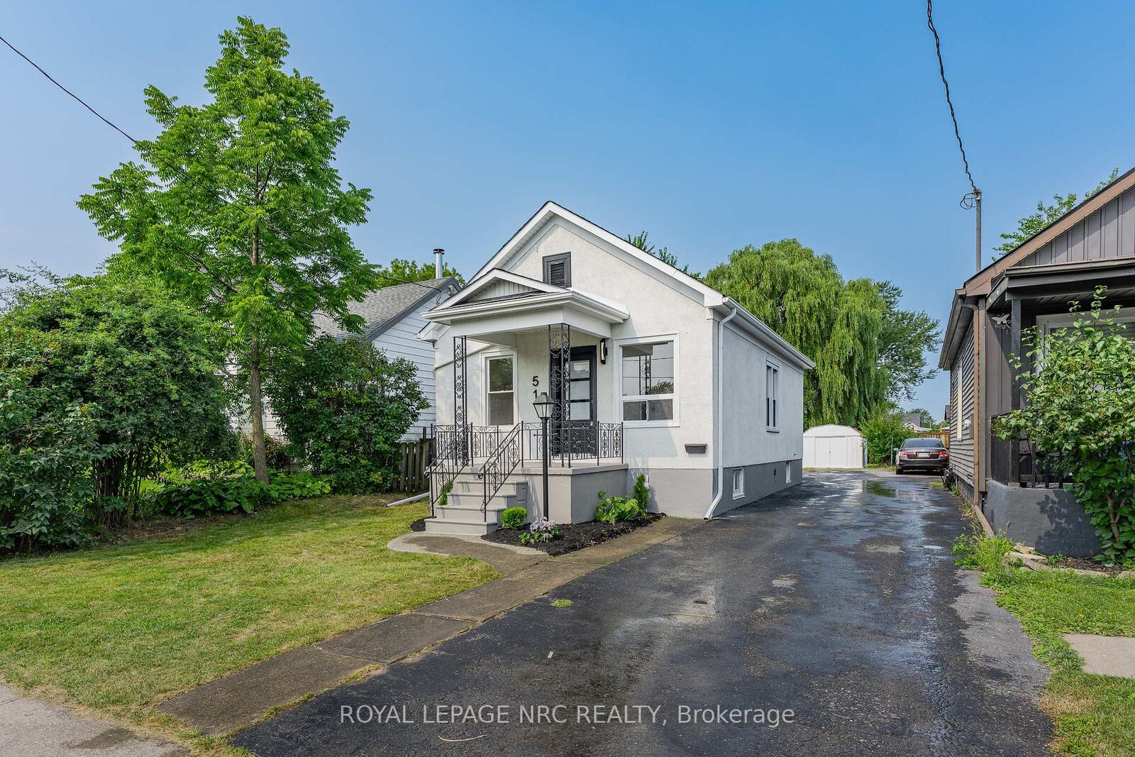 Property Photo:  51 Queen Street S  ON L2V 3N2 