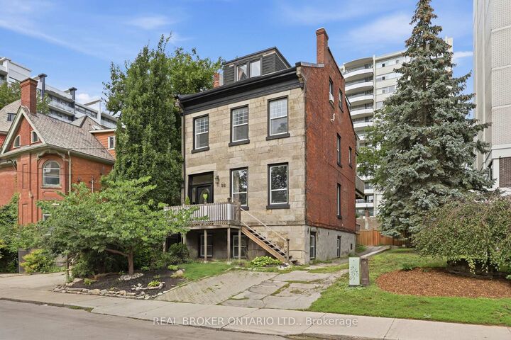 Property Photo:  98 Duke Street  ON L8P 1X5 
