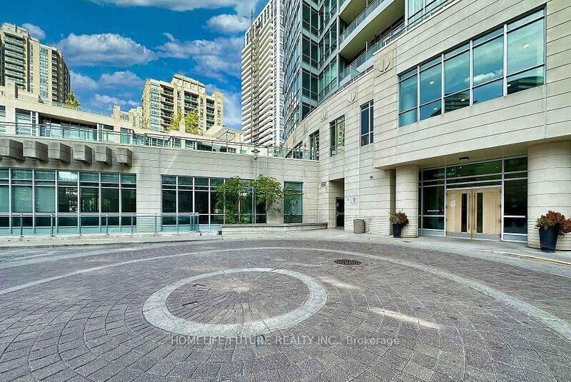 Property Photo:  18 Holmes Avenue 415  ON M2N 4L9 