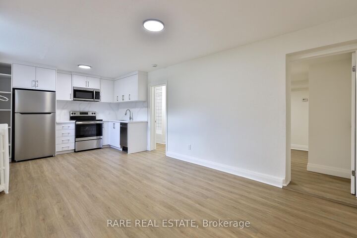 Property Photo:  2369 Queen Street E A  ON M4E 1H2 