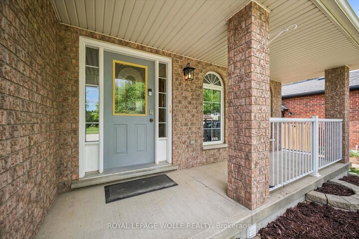 Property Photo: 99 Westcliff Way ON N1S 5A7