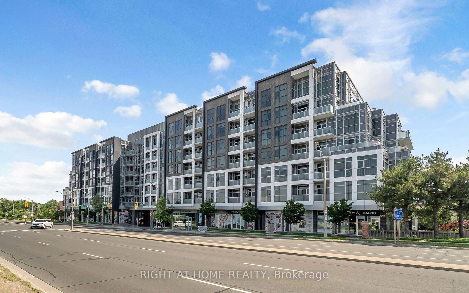 Property Photo:  8763 Bayview Avenue 310  ON L4B 3V1 